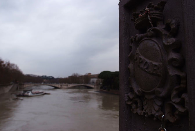 DSCF0209.jpg - T F